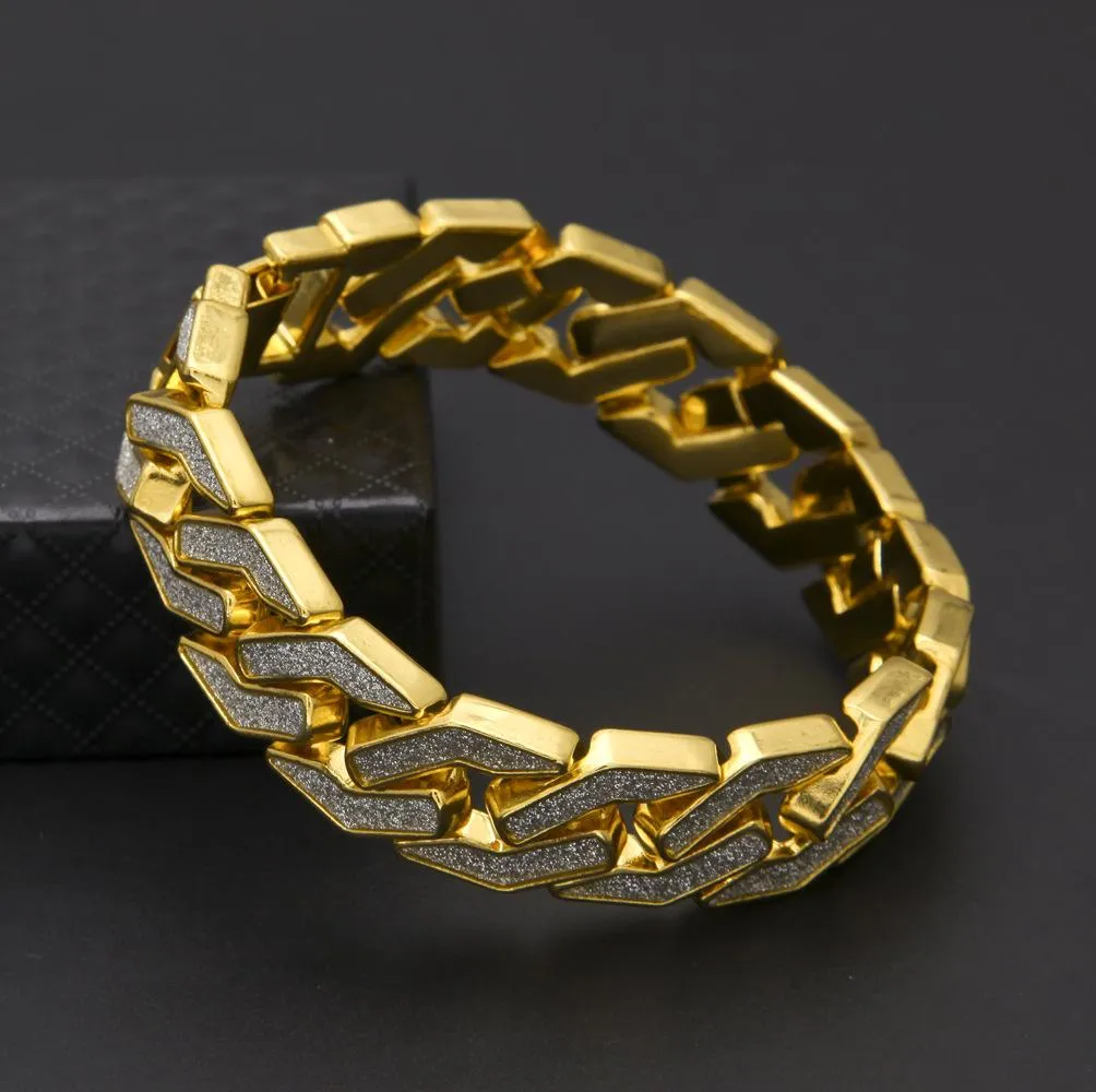 16mm Gold Geometric Shape Bracelet