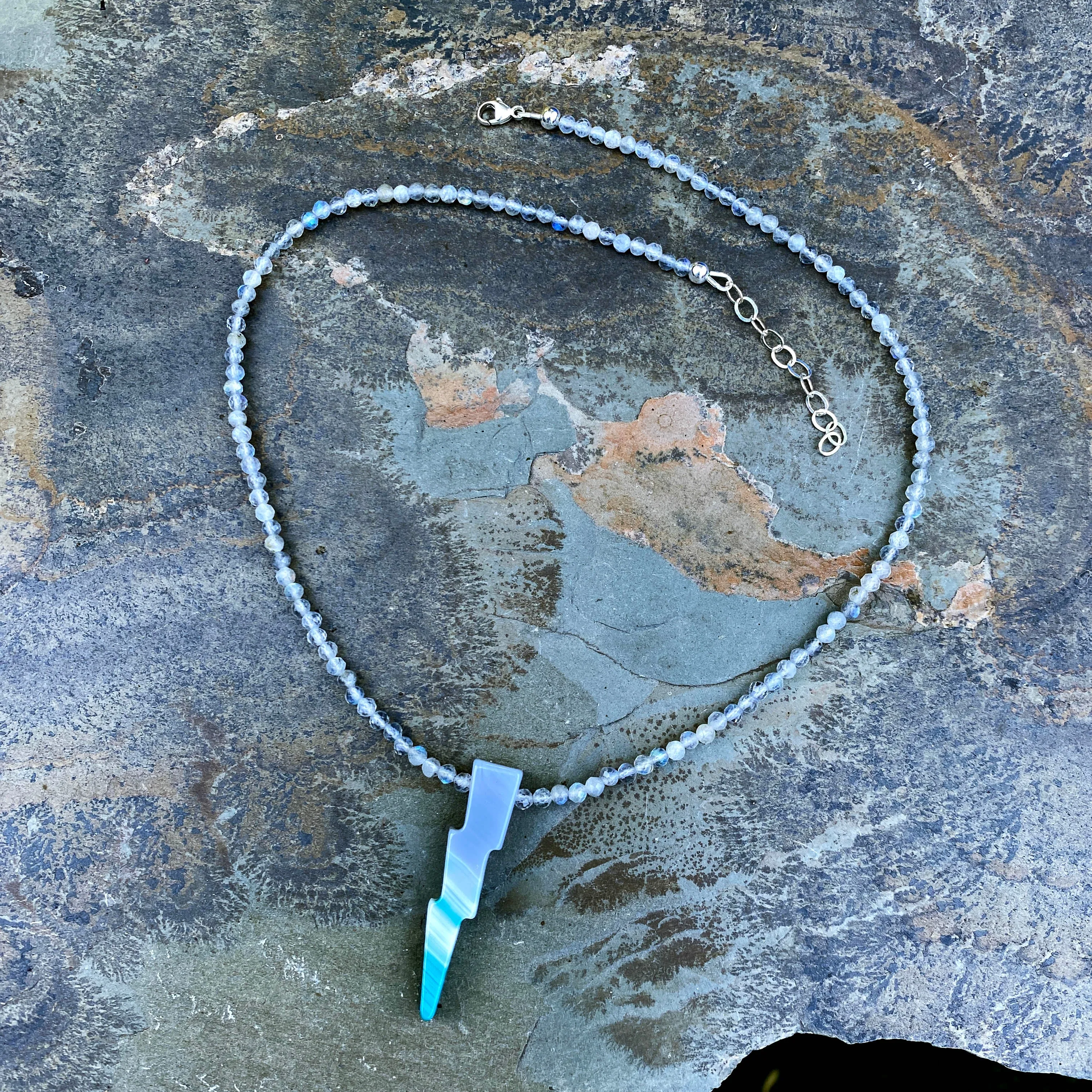 Blue banded Agate Bolt and labradorite gemstones necklace