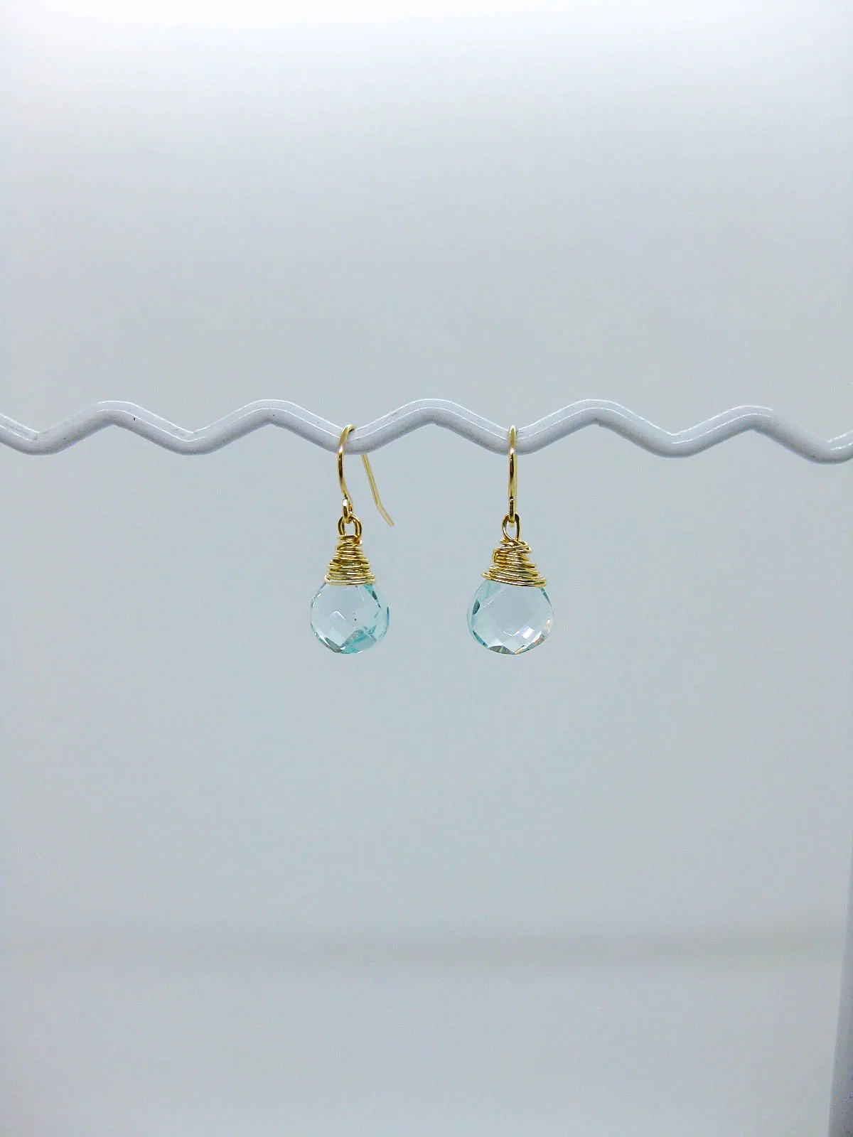 Chamomile: Aquamarine Earrings - e619