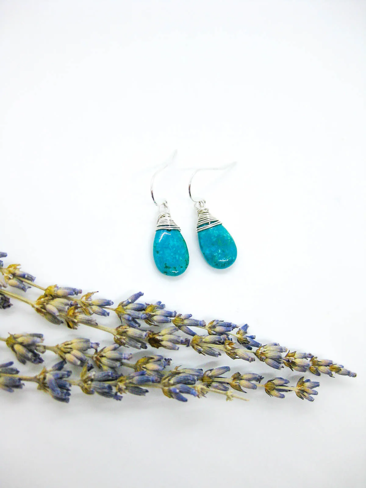 Chamomile: Green Turquoise Earrings - e744