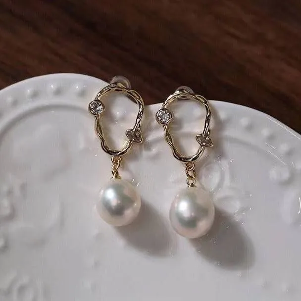 Irregular Pearl Drop Earrings