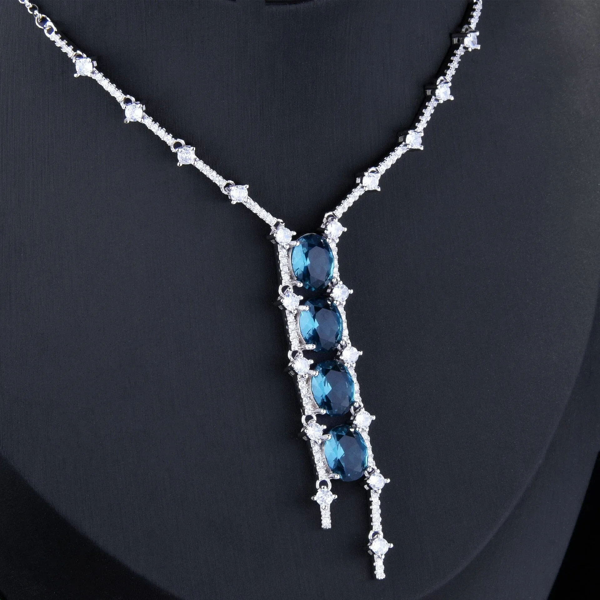 Luxury Lake Sapphire Pendant Necklace