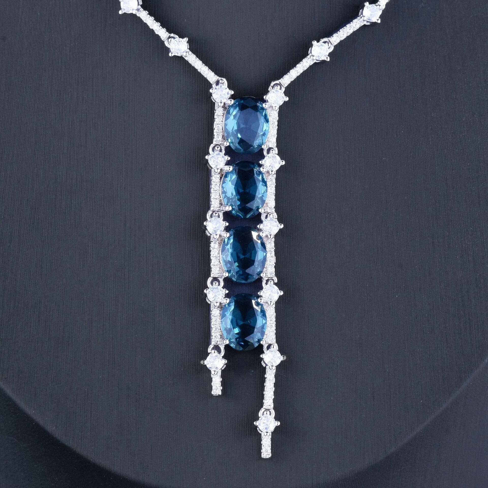 Luxury Lake Sapphire Pendant Necklace