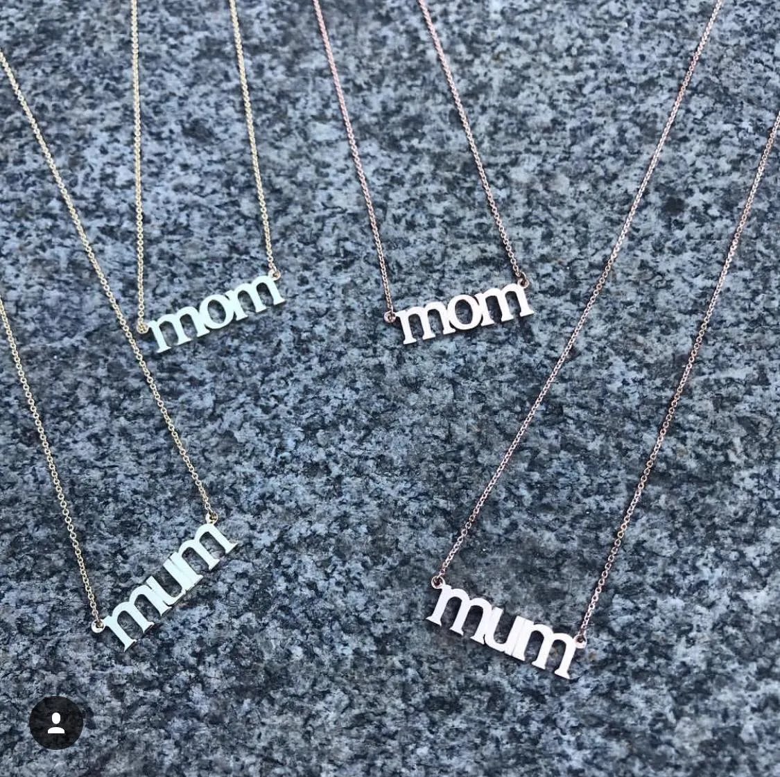 Mom Pendant Necklace