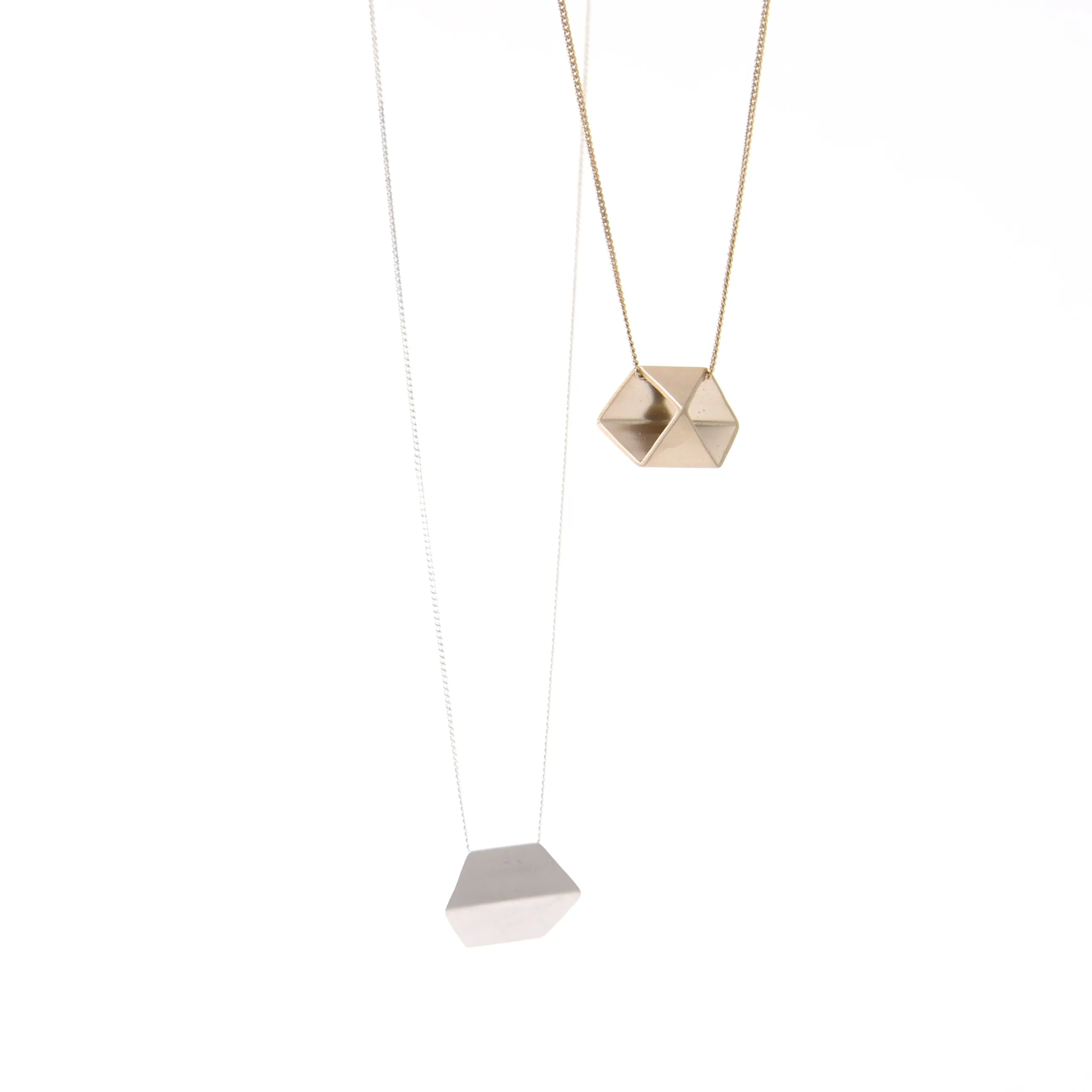 Tapered Hollow Short Necklace