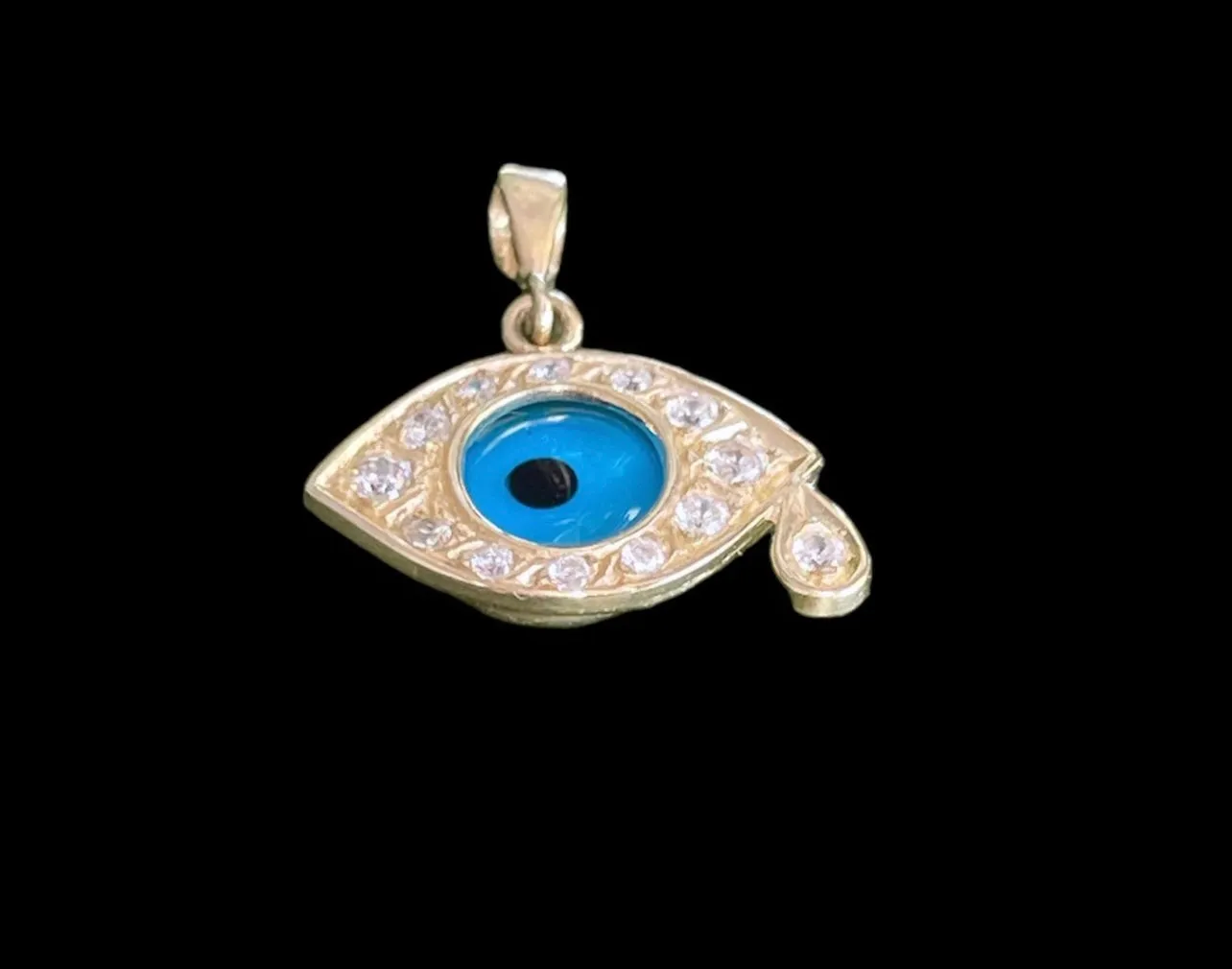 Tear drop eye pendant