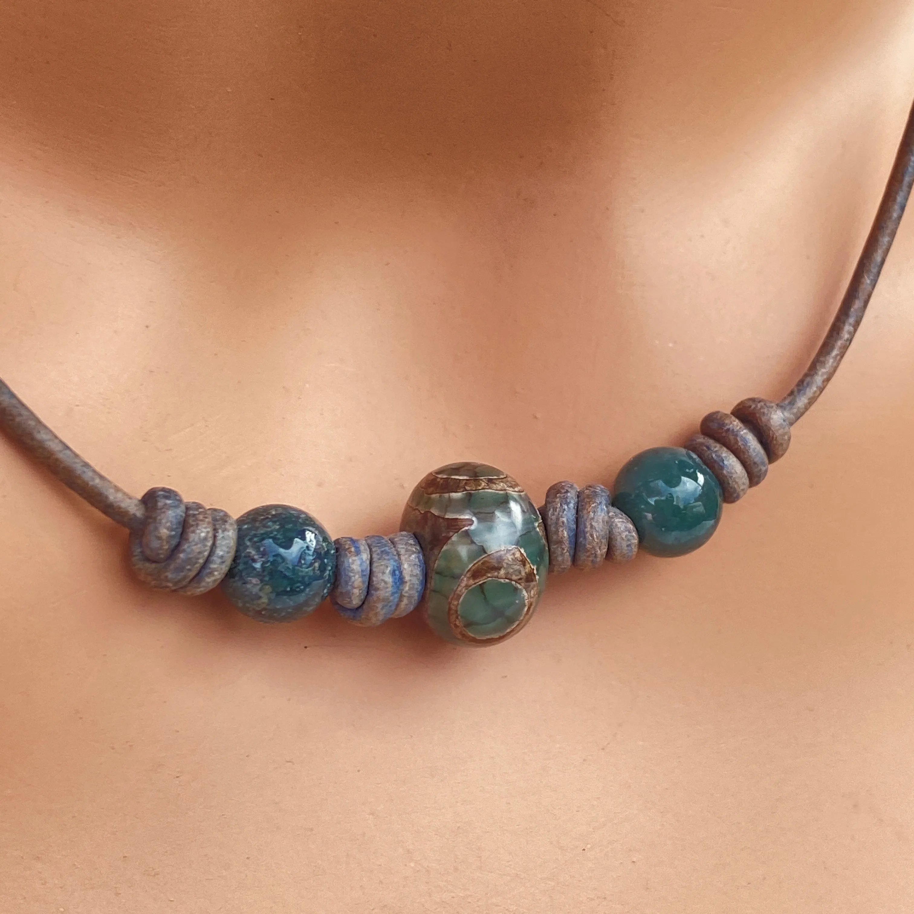 Tibetan Agate and Green Agate Leather Necklace