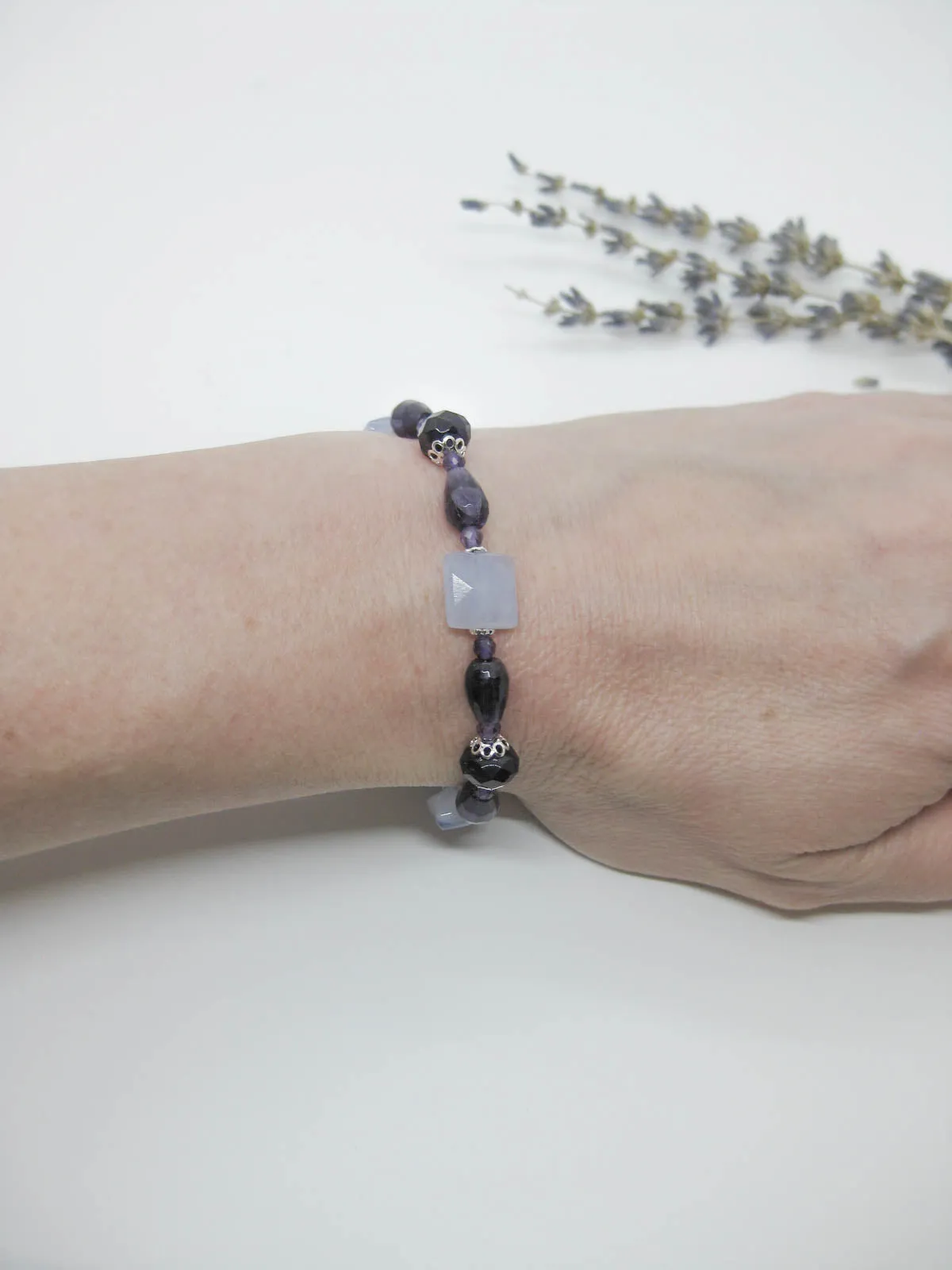 Tulip: Amethyst Blue Lace Agate Bracelet - b346